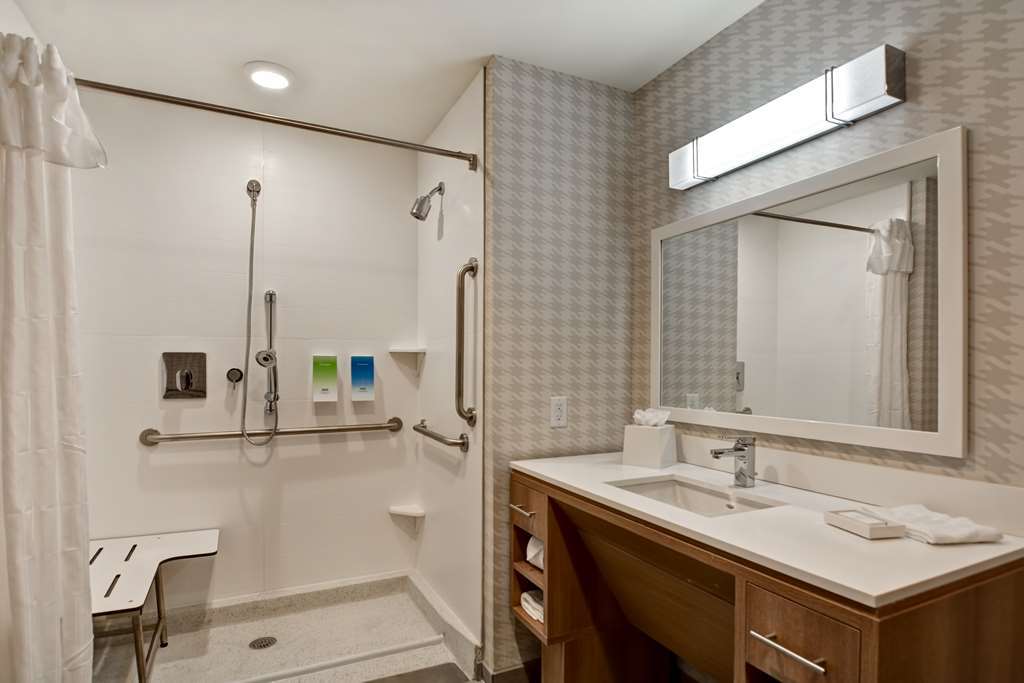 Home2 Suites By Hilton Daytona Beach Speedway Oda fotoğraf